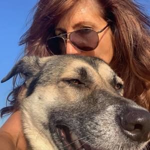 Meet your Posher, Gabrielle